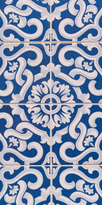 Patterned bathroom tiles