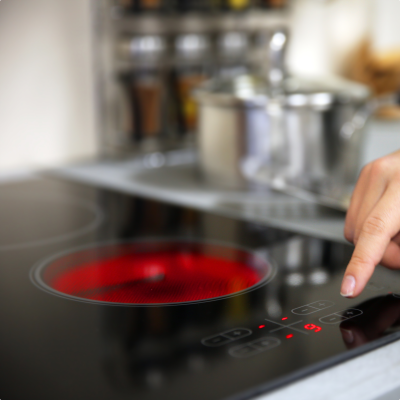 How to clean an induction hob