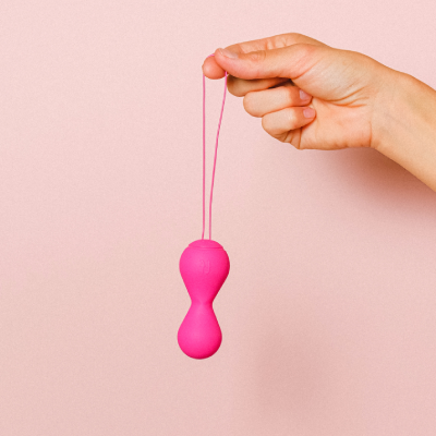 How To Clean Sex Toys Properly: What To Use & How Often – StyleCaster