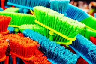 Brushes & Brooms