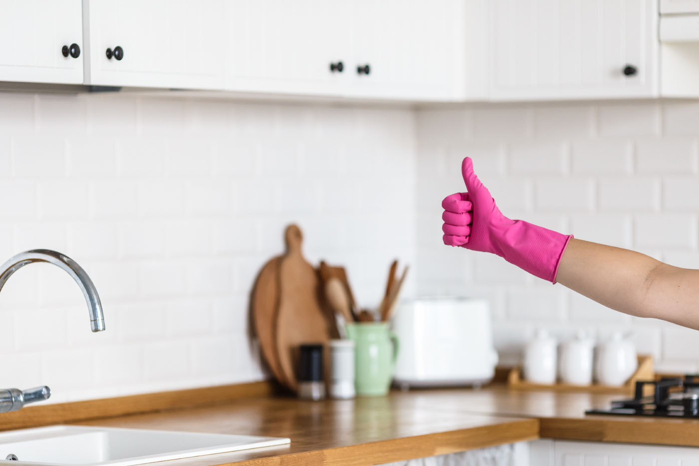 Cleaner giving thumbs up